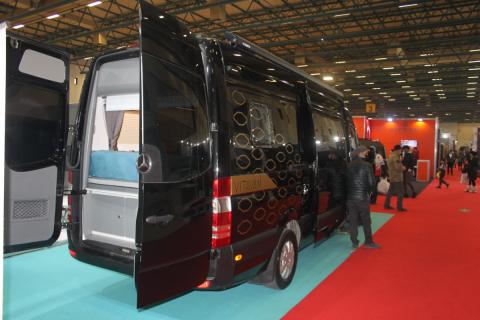 Minibüs karavan